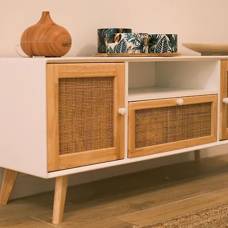 Mary House * Μπάρι